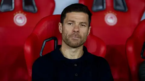 Xabi Alonso: "Me quedo con cosas positivas que han pasado dentro" Xabi Alonso: "Me quedo con cosas positivas que han pasado dentro"