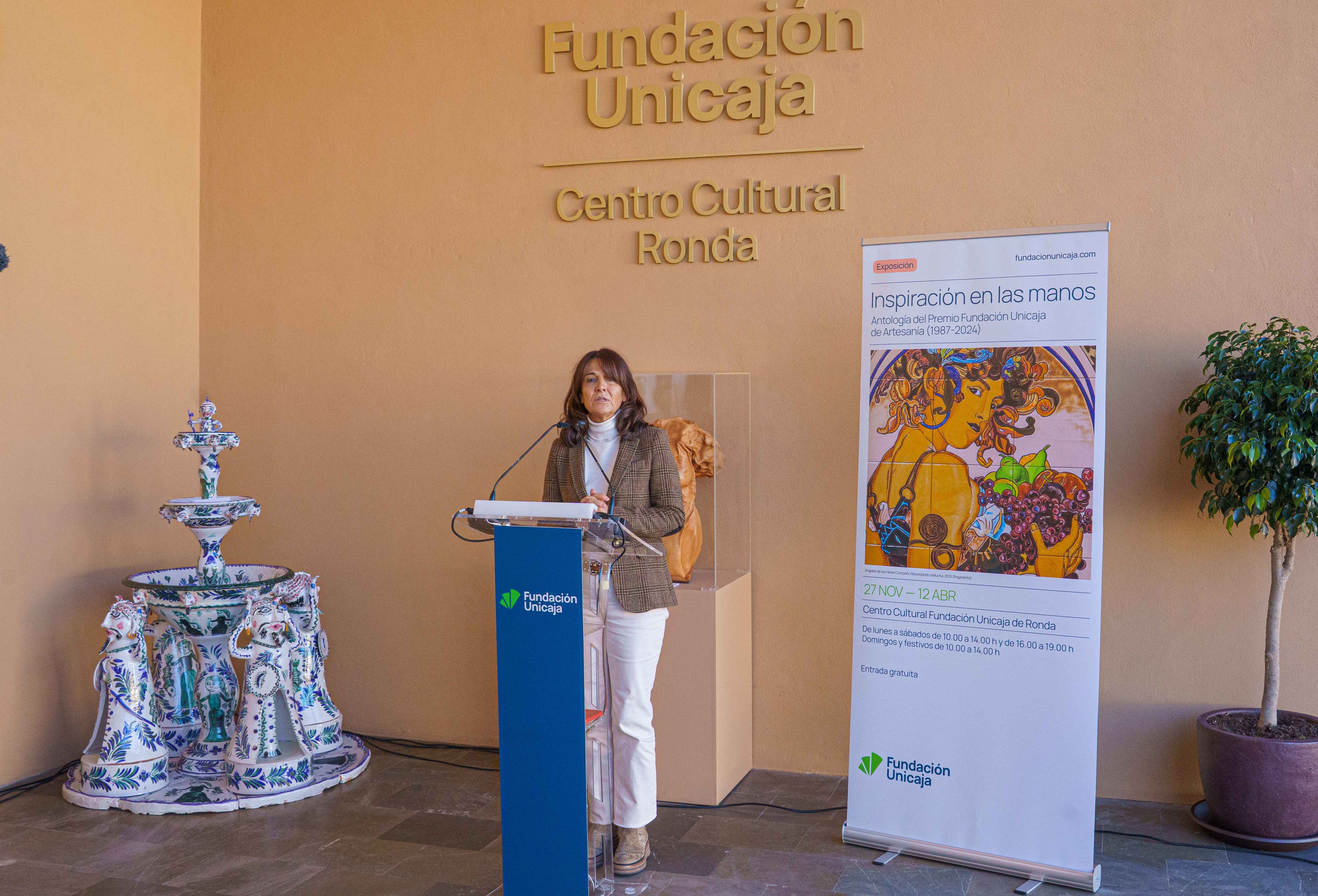 Fundación Unicaja repasa la historia de su Premio de Artesanía en una muestra en Ronda Fundación Unicaja repasa la historia de su Premio de Artesanía en una muestra en Ronda