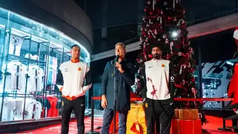 El Mallorca alquila 12 árboles de navidad a una empres de Madrid Fútbol