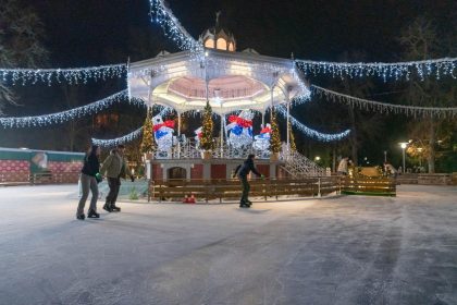Los mejores planes de Navidad en Vitoria: de mercadillos navideños al Belén de La Florida Los mejores planes de Navidad en Vitoria: de mercadillos navideños al Belén de La Florida