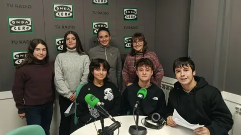 Los alumnos del Colegio La Purísima en Más de Uno Teruel RADIOESCUELA