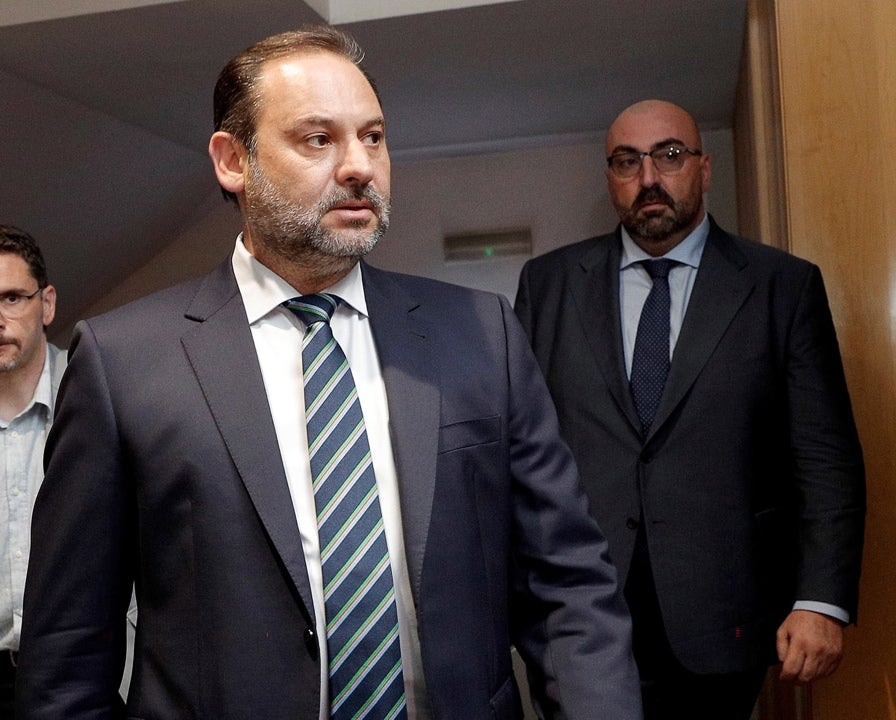 El Braserillo: La entrada en la cárcel de Koldo y Ábalos, las filtraciones que señalan a Sánchez y la respuesta Gubernamental (28/11/2025) El Braserillo: La entrada en la cárcel de Koldo y Ábalos, las filtraciones que señalan a Sánchez y la respuesta Gubernamental (28/11/2025)