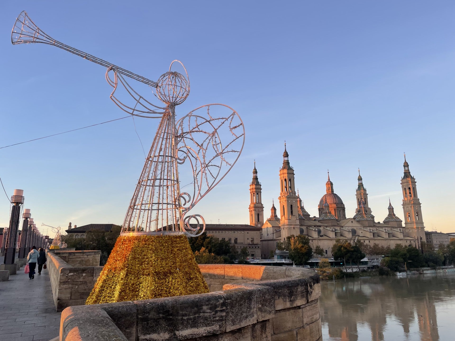 Cuándo se encienden las luces de Navidad en Zaragoza 2025: el mejor lugar para verlas Cuándo se encienden las luces de Navidad en Zaragoza 2025: el mejor lugar para verlas