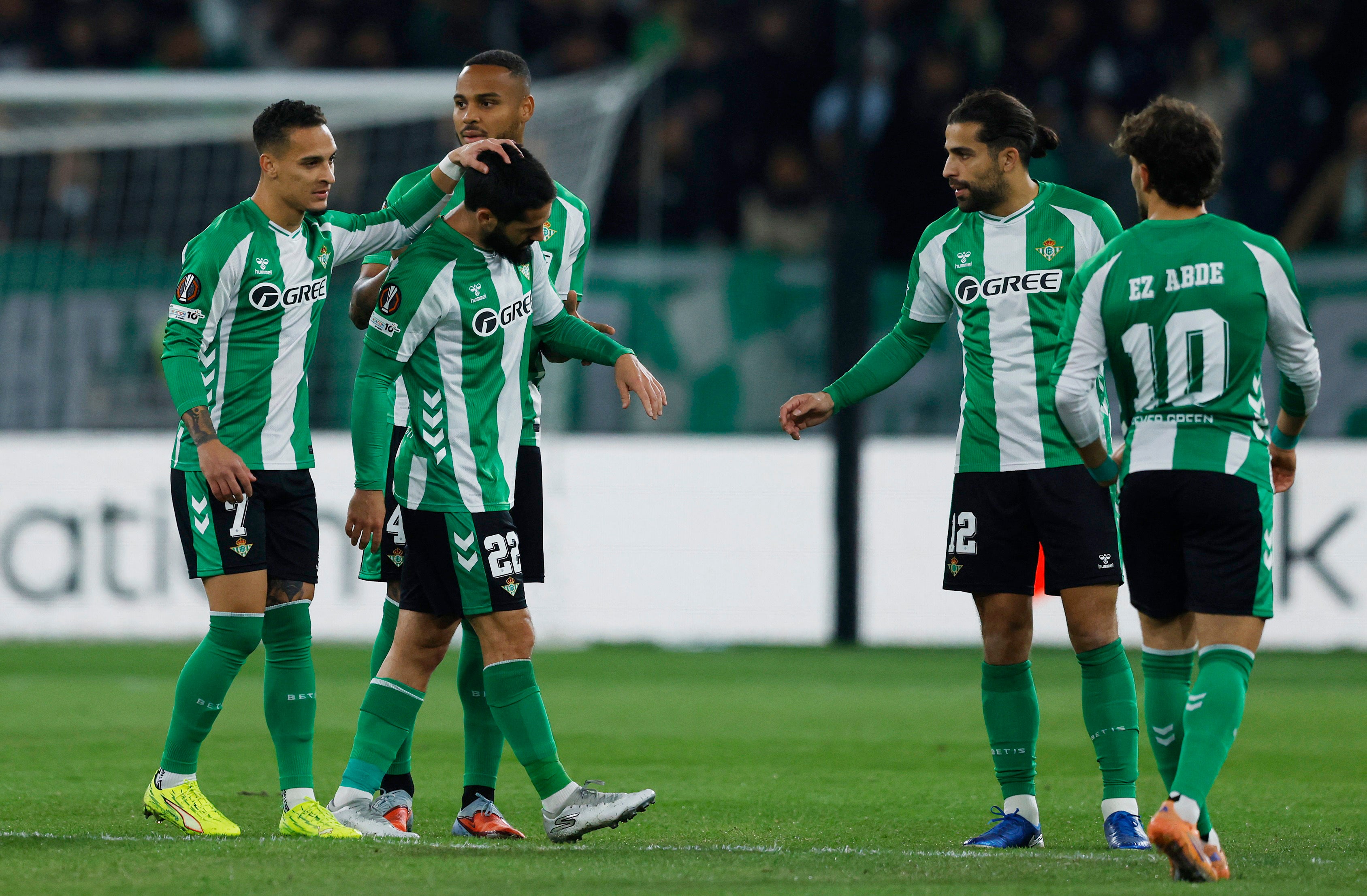 Isco y Amrabat, descartados para el derbi sevillano Isco y Amrabat, descartados para el derbi sevillano