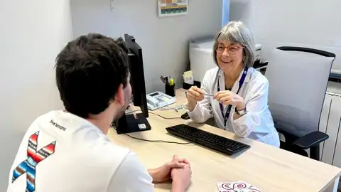 Com es comunica un diagnòstic positiu de VIH? Com es comunica un diagnòstic positiu de VIH?