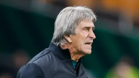 Manuel Pellegrini renueva con el Real Betis hasta 2027 Manuel Pellegrini renueva con el Real Betis hasta 2027