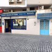 Administración de Loterías en la calle Graciano de Mérida. - 