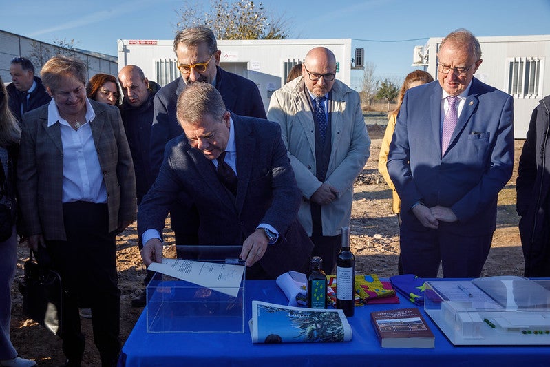 Carrión de Calatrava pone la primera piedra de su nuevo centro de salud Carrión de Calatrava pone la primera piedra de su nuevo centro de salud