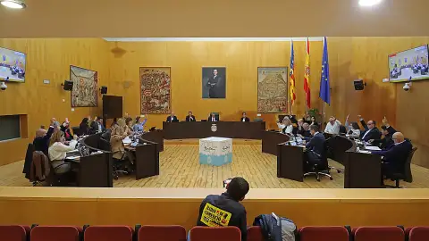 Benidorm aprueba en Pleno el Plan Director para fomentar la reutilización de aguas regeneradas en la ciudad Benidorm aprueba en Pleno el Plan Director para fomentar la reutilización de aguas regeneradas en la ciudad