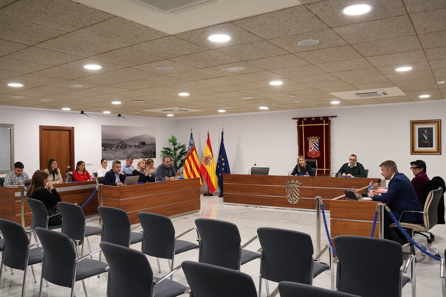 Juanfran Pérez Llorca, presidente electo de la Generalitat Valenciana, presenta su renuncia como alcalde en Finestrat Juanfran Pérez Llorca, presidente electo de la Generalitat Valenciana, presenta su renuncia como alcalde en Finestrat