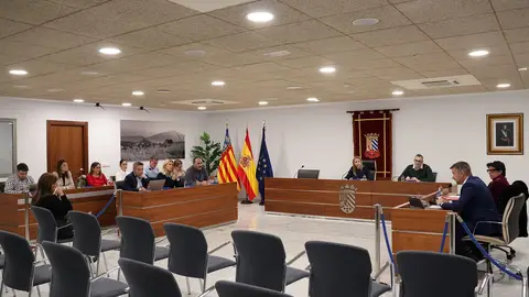 Juanfran Pérez Llorca, presidente electo de la Generalitat Valenciana, presenta su renuncia como alcalde en Finestrat Juanfran Pérez Llorca, presidente electo de la Generalitat Valenciana, presenta su renuncia como alcalde en Finestrat