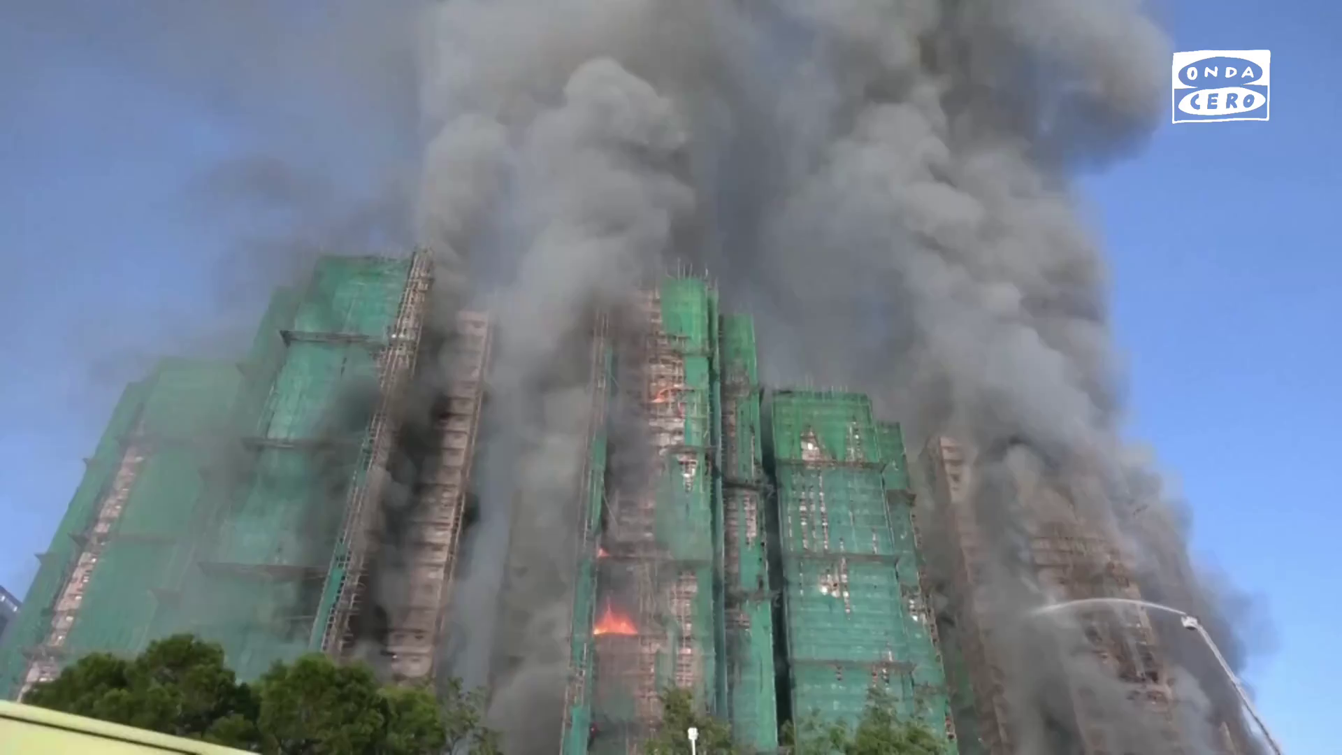 El aterrador time lapse del incendio a gran escala en Hong Kong que ha dejado más de un centenar de muertos El aterrador time lapse del incendio a gran escala en Hong Kong que ha dejado más de un centenar de muertos