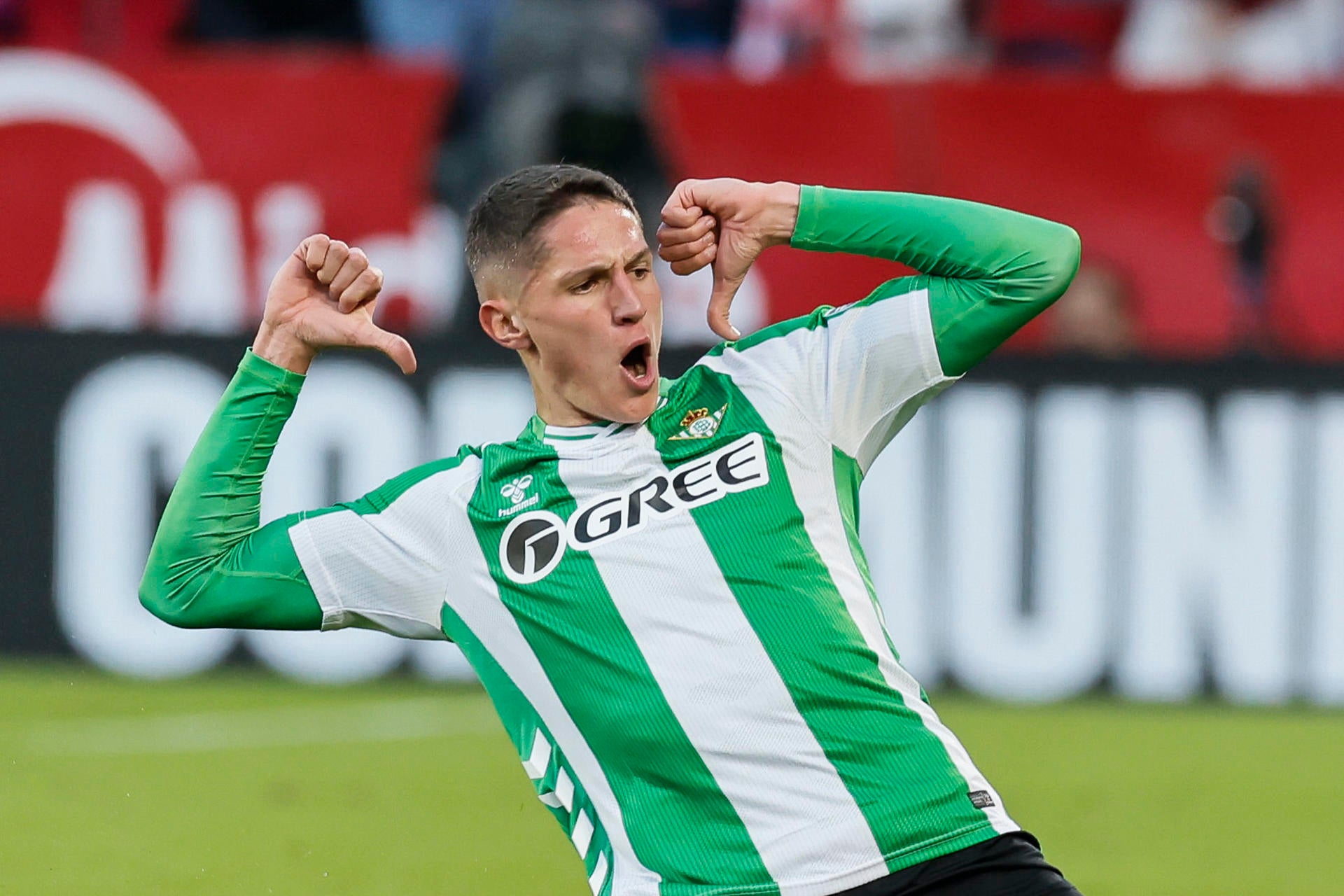 Sergi Altimira: "Es algo que no tiene que ocurrir nunca en un partido, esto ensucia el derbi" Sergi Altimira: "Es algo que no tiene que ocurrir nunca en un partido, esto ensucia el derbi"