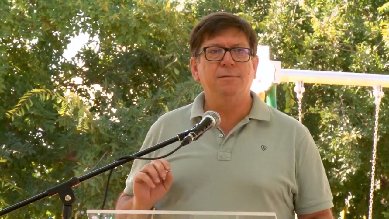 Feijóo apunta al PSOE por el caso Salazar: "Silencian supuestos acosos sexuales en sus filas" Feijóo apunta al PSOE por el caso Salazar: "Silencian supuestos acosos sexuales en sus filas"