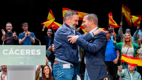 Abascal estará este lunes, martes y miércoles en Guadalupe, Trujillo, Villanueva de la Serena y Badajoz Abascal estará este lunes, martes y miércoles en Guadalupe, Trujillo, Villanueva de la Serena y Badajoz