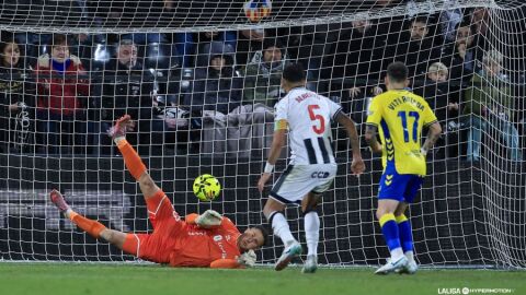 Una acci&oacute;n del Castell&oacute;n- Las Palmas