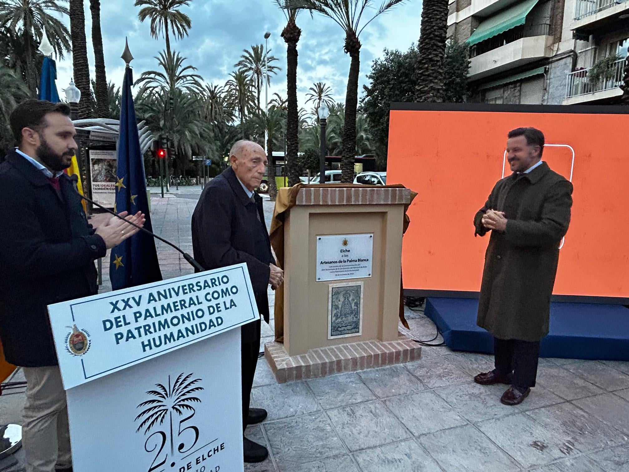 Elche trabaja con la EUIPO para obtener el Distintivo de Indicación Geográfica Protegida para la artesanía de la palma blanca Elche trabaja con la EUIPO para obtener el Distintivo de Indicación Geográfica Protegida para la artesanía de la palma blanca