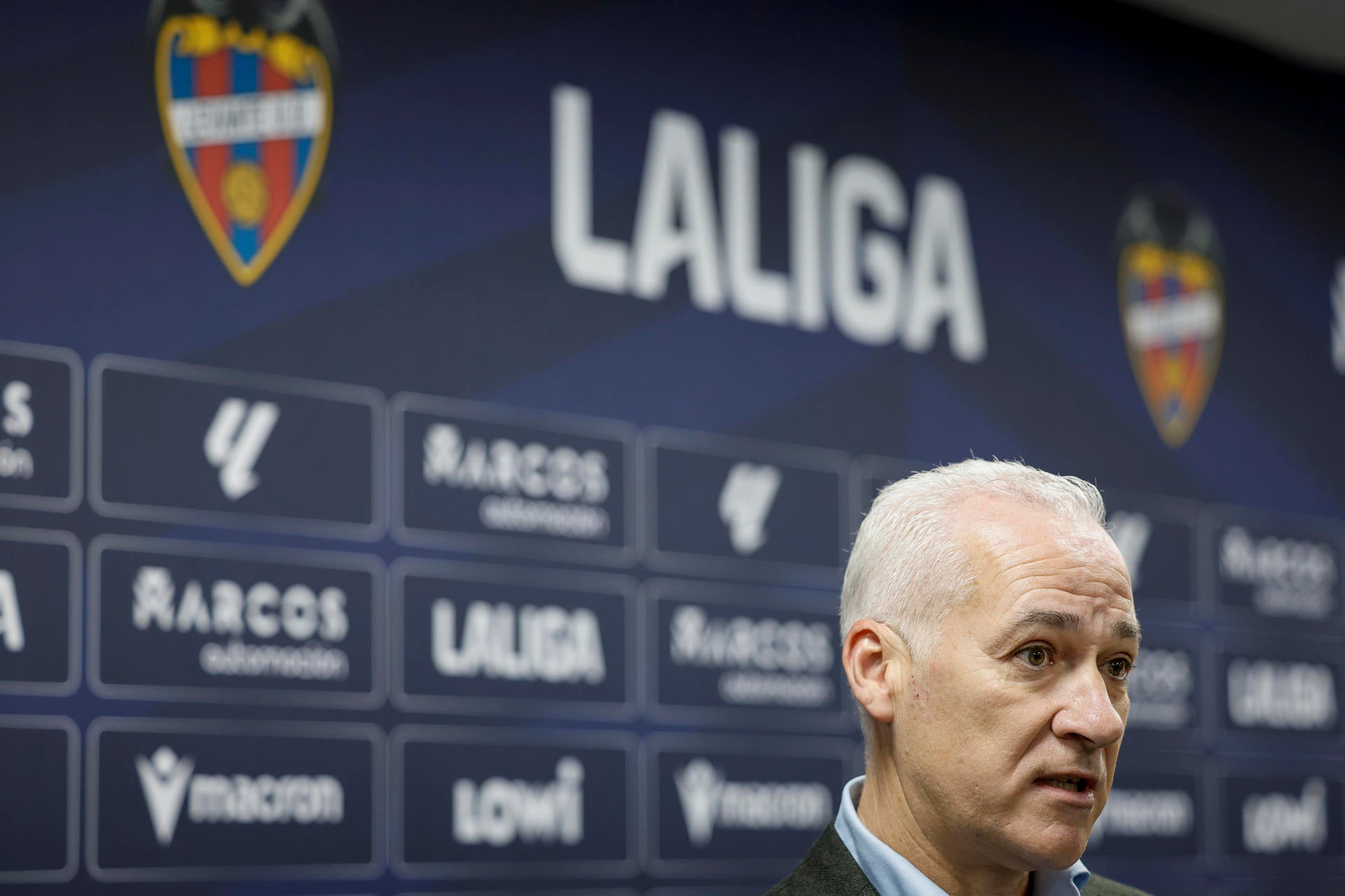 Pablo Sánchez: "Toda la gente que está en el club tiene categoría para hacer frente a esta situación, nos pasó en la dirección deportiva y funcionó" Pablo Sánchez: "Toda la gente que está en el club tiene categoría para hacer frente a esta situación, nos pasó en la dirección deportiva y funcionó"