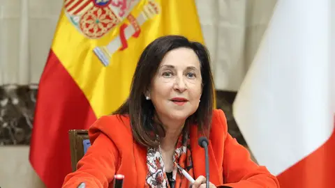 Moncloa coordina una respuesta a Ábalos mientras Sánchez guarda silencio: "La prisión es dura" Moncloa coordina una respuesta a Ábalos mientras Sánchez guarda silencio: "La prisión es dura"