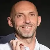 Nuko Romero. Autor de "La Sonrisa de Ana Mari" Nuko Romero. Autor de "La Sonrisa de Ana Mari"