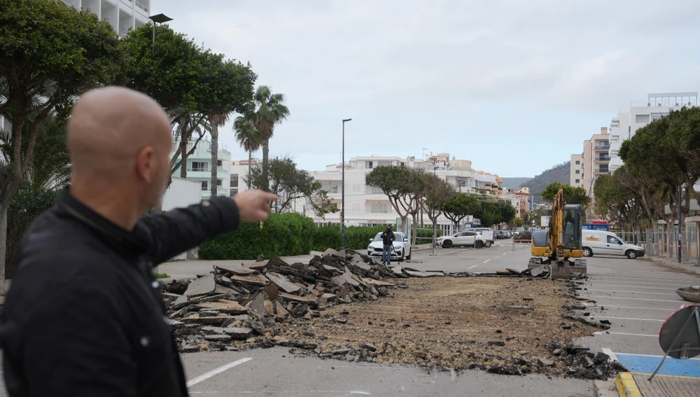Jordi Grivé señala el comienzo de las obras Jordi Grivé señala el comienzo de las obras