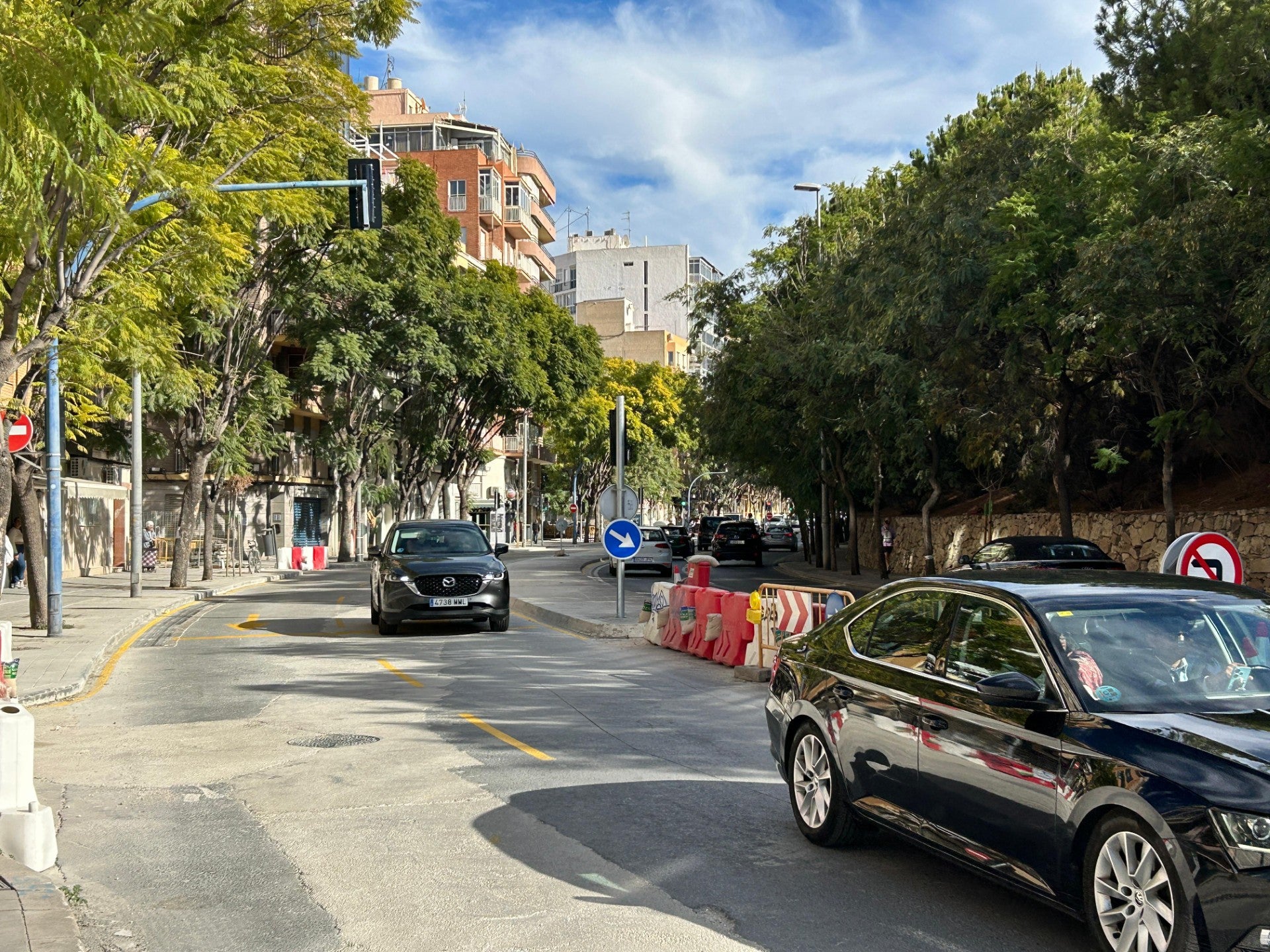 El ayuntamiento de Alicante reabre los cuatro carriles de la ronda del Castillo de Santa Bárbara El ayuntamiento de Alicante reabre los cuatro carriles de la ronda del Castillo de Santa Bárbara