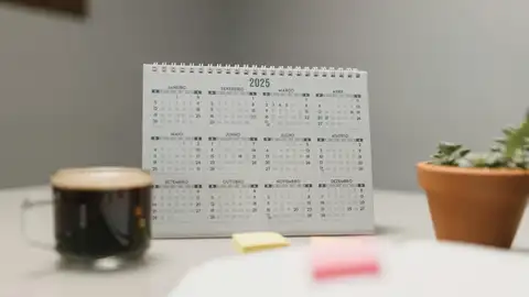 Foto recurso de un calendario de 2025 Foto recurso de un calendario de 2025