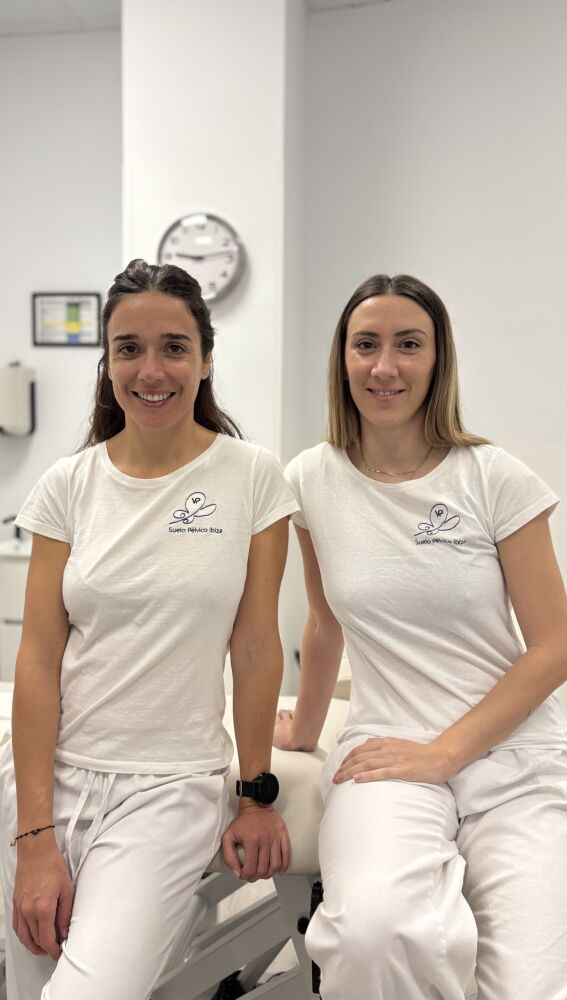  Las fisioterapeutas Irene López y Tania Güiza.