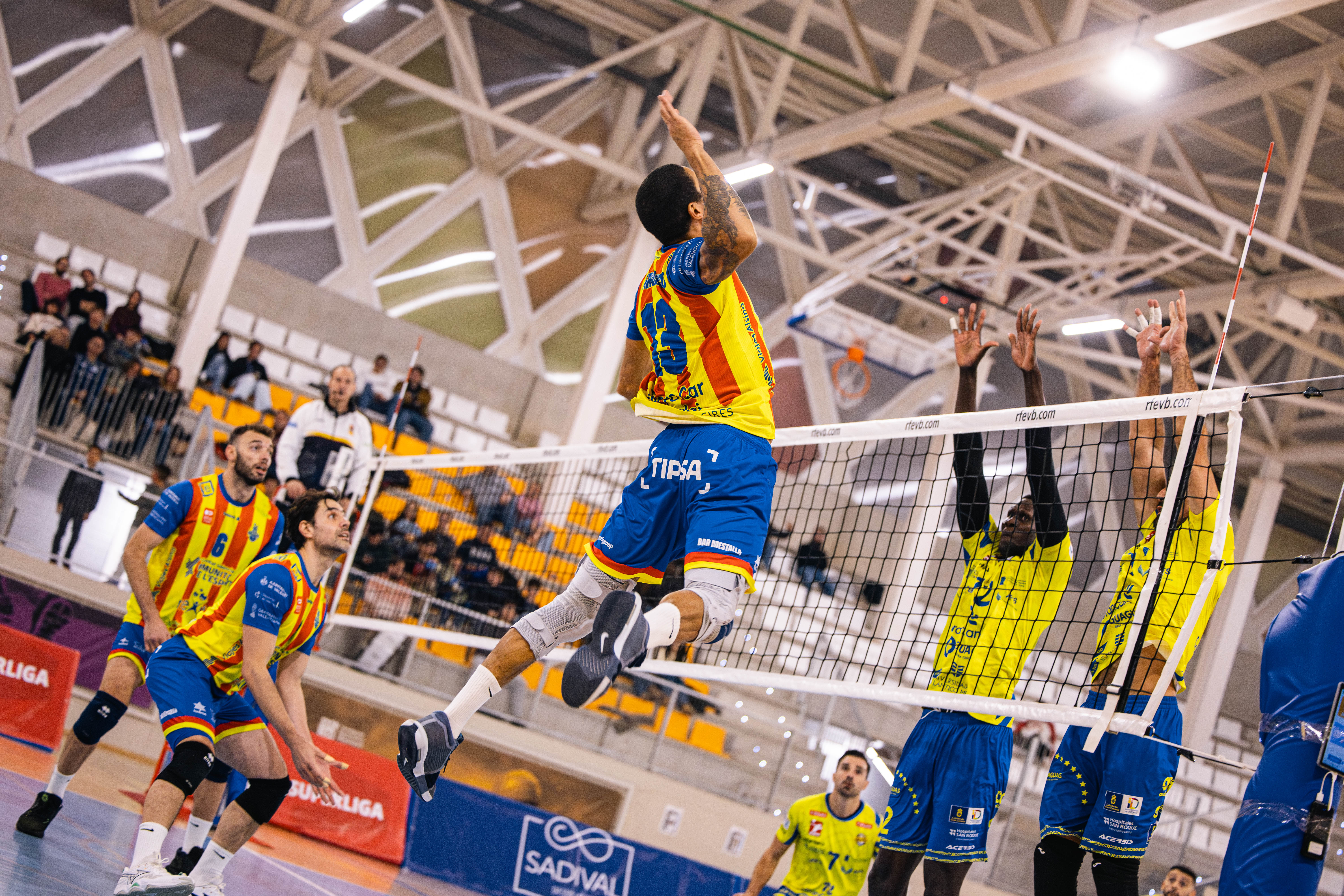 CV Guaguas se impone al Léleman Conqueridor en Nou Moles CV Guaguas se impone al Léleman Conqueridor en Nou Moles