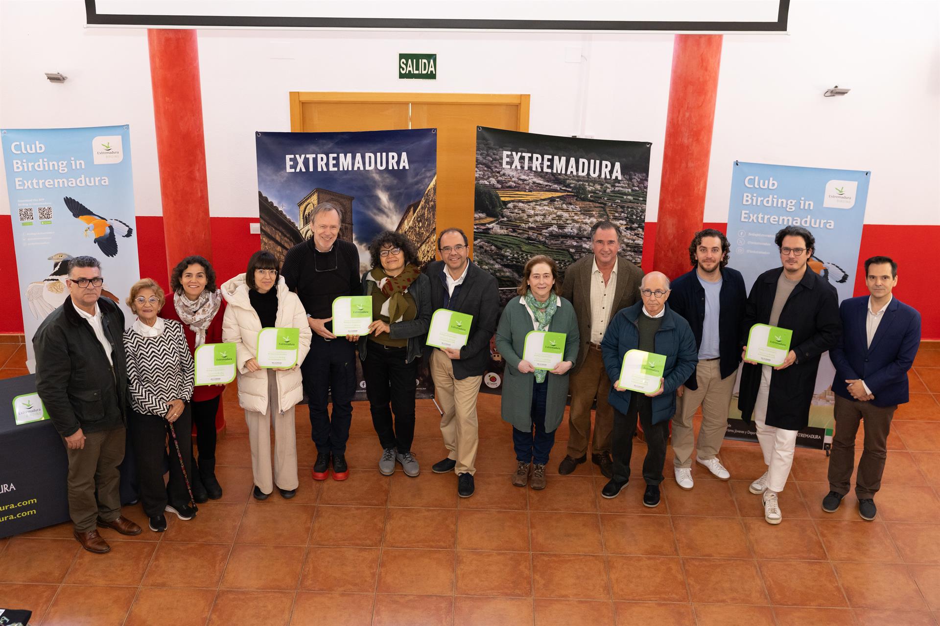 El Club Birding suma 174 socios y presenta una nueva web con la oferta de turismo ornitológico de Extremadura El Club Birding suma 174 socios y presenta una nueva web con la oferta de turismo ornitológico de Extremadura