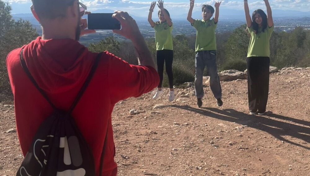 Así llega 'La estrella del sur' a Hurchillo. La canción escolar que cantará y bailará la pedanía el domingo 14 de diciembre 