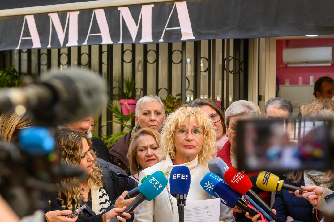 La Fiscalía de Sevilla archiva la denuncia de Amama por un supuesto borrado de mamografías La Fiscalía de Sevilla archiva la denuncia de Amama por un supuesto borrado de mamografías