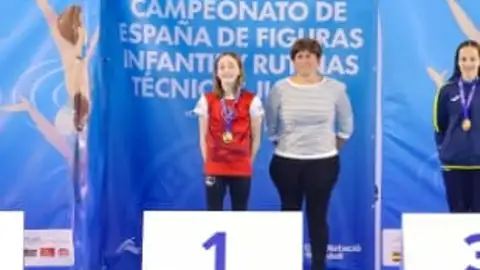 Lola Ivana Aparicio del Club Stadio Alicante logra dos medallas en el Campeonato de España Junior e Infantil que se ha celebrado en Sabadell Lola Ivana Aparicio del Club Stadio Alicante logra dos medallas en el Campeonato de España Junior e Infantil que se ha celebrado en Sabadell