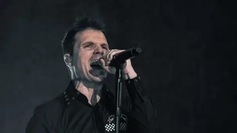 El cantante Dani Martín, durante su concierto en el Movistar Arena el 14 de noviembre El cantante Dani Martín, durante su concierto en el Movistar Arena el 14 de noviembre