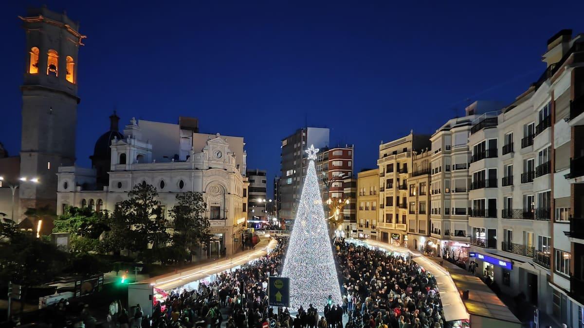 Burriana inaugura la navidad el próximo sábado con la tradicional feria en la plaza El Pla Burriana inaugura la navidad el próximo sábado con la tradicional feria en la plaza El Pla
