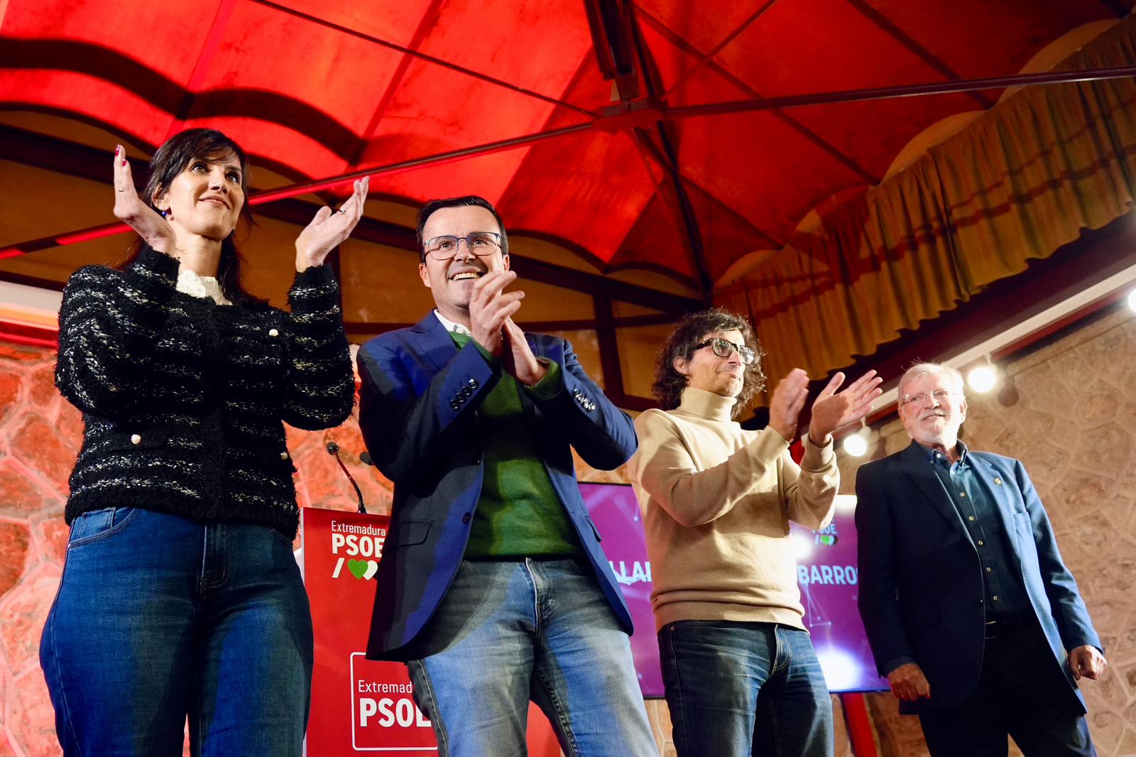 Gallardo reivindica el legado de Ibarra y de Vara y critica que las elecciones del 21D “no se hayan convocado desde Extremadura” Gallardo reivindica el legado de Ibarra y de Vara y critica que las elecciones del 21D “no se hayan convocado desde Extremadura”