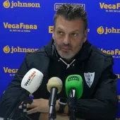 Pato dejará de ser entrenador del Orihuela CF y pasará a formar parte de la Comisión Deportiva Pato dejará de ser entrenador del Orihuela CF y pasará a formar parte de la Comisión Deportiva