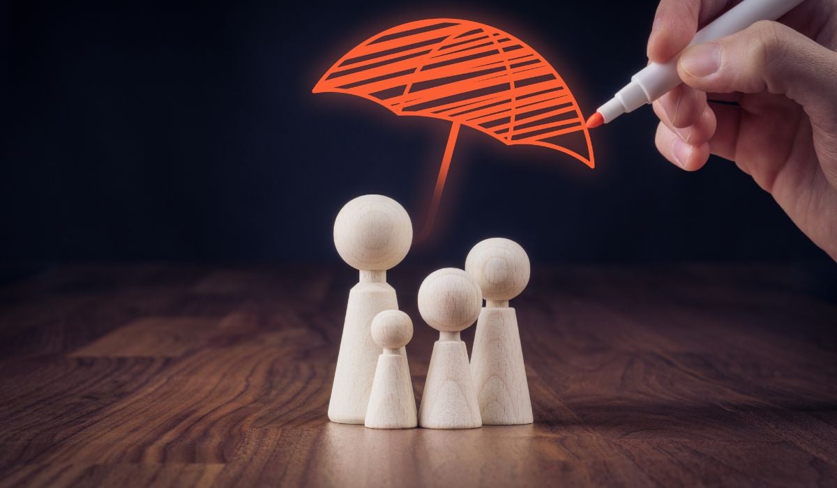 Trump diseña su dólar perfecto: una moneda con el puño en alto y su cara grabada Trump diseña su dólar perfecto: una moneda con el puño en alto y su cara grabada