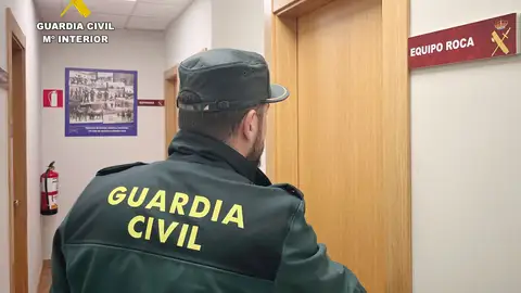 Agente del Equipo Roca de la Guardia Civil de Cantabria Agente del Equipo Roca de la Guardia Civil de Cantabria