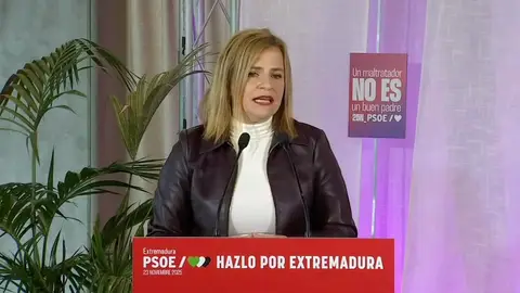Foto de archivo de Pilar Bernabé en un acto del PSOE Foto de archivo de Pilar Bernabé en un acto del PSOE