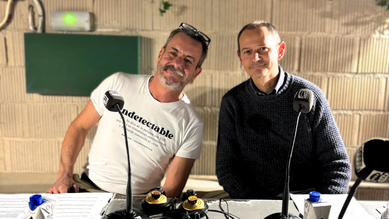 La importancia de la figura del educador par en el acompañamiento a las personas con VIH durante su tratamiento La importancia de la figura del educador par en el acompañamiento a las personas con VIH durante su tratamiento