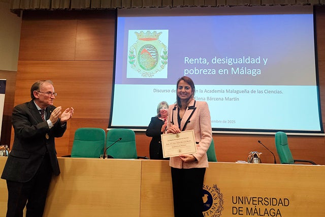 La catedrática de Economía Aplicada Elena Bárcena ingresa en la Academia Malagueña de Ciencias La catedrática de Economía Aplicada Elena Bárcena ingresa en la Academia Malagueña de Ciencias