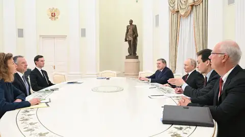 Presidente ruso Vladímir Putin se reúne con el enviado presidencial estadounidense Steve Witkoff y el yerno de Trump, Jared Kushner Presidente ruso Vladímir Putin se reúne con el enviado presidencial estadounidense Steve Witkoff y el yerno de Trump, Jared Kushner