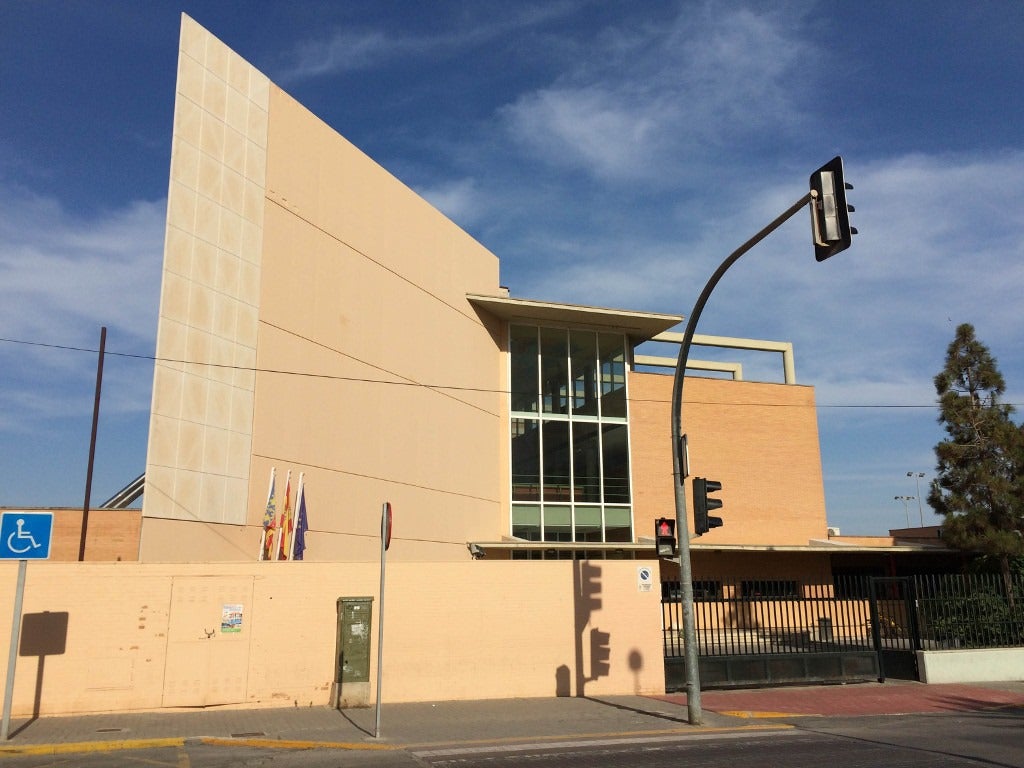 Alumnos del IES Les Dunes de Guardamar se acercan al mundo empresarial en las próximas jornadas de emprendimiento Alumnos del IES Les Dunes de Guardamar se acercan al mundo empresarial en las próximas jornadas de emprendimiento