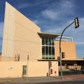 Alumnos del IES Les Dunes de Guardamar se acercan al mundo empresarial en unas jornadas de emprendimiento