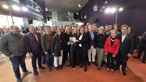 Guardiola presenta un programa de 608 medidas para "impulsar Extremadura" y continuar con su transformación Guardiola presenta un programa de 608 medidas para "impulsar Extremadura" y continuar con su transformación