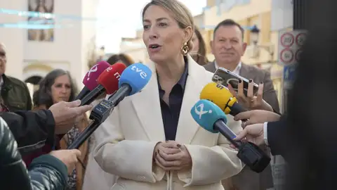 Guardiola insiste en el machismo de Abascal: "no debe ver bien que haya mujeres que lideremos con firmeza" Guardiola insiste en el machismo de Abascal: "no debe ver bien que haya mujeres que lideremos con firmeza"