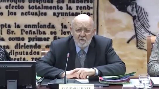Tezanos niega trabajar para Moncloa y reivindica su labor en el CIS: "Hemos dado siempre en el clavo"
