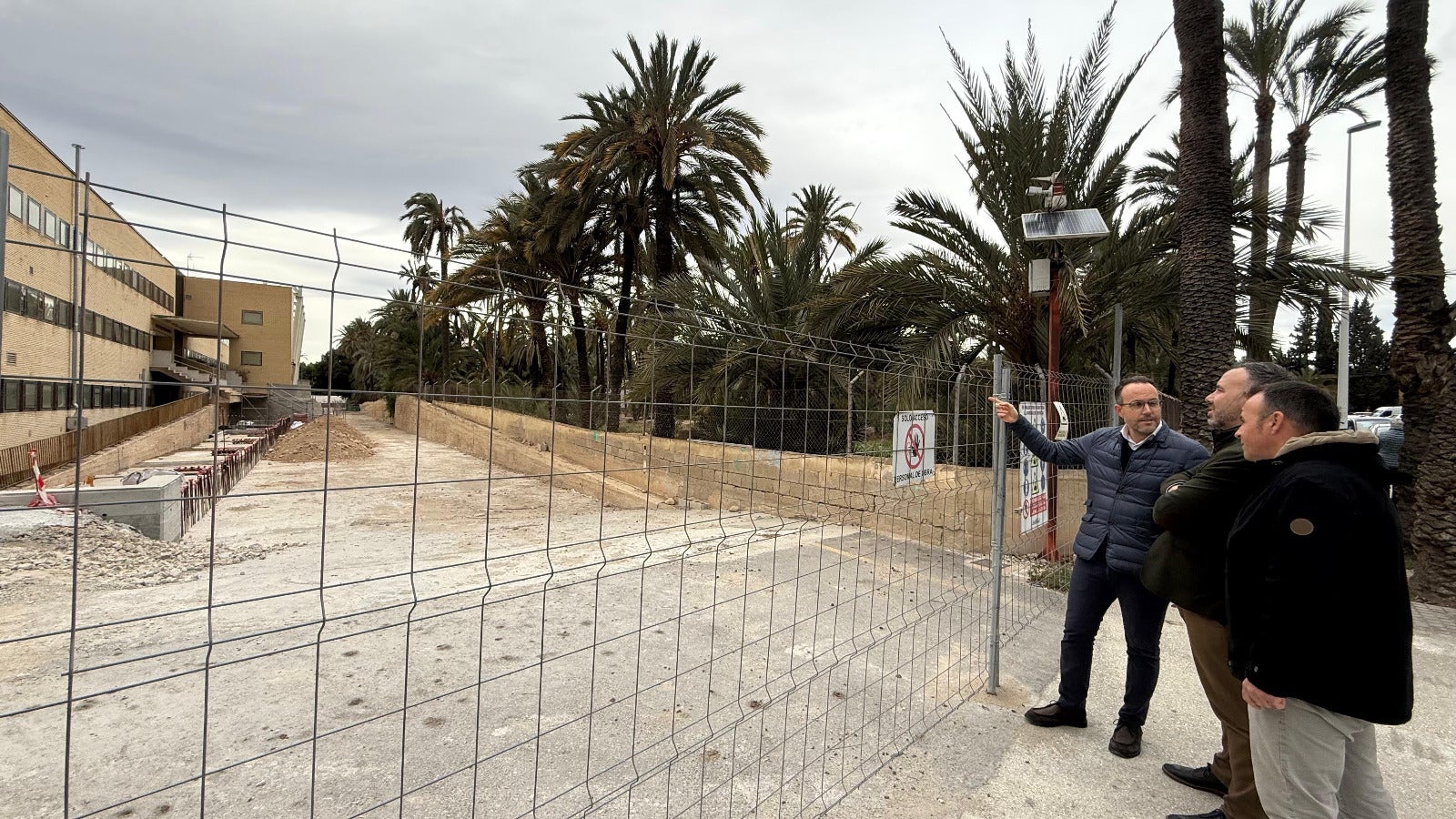 El PSOE de Elche exige la reanudación de las obras del bloque quirúrgico del Hospital General Universitario El PSOE de Elche exige la reanudación de las obras del bloque quirúrgico del Hospital General Universitario