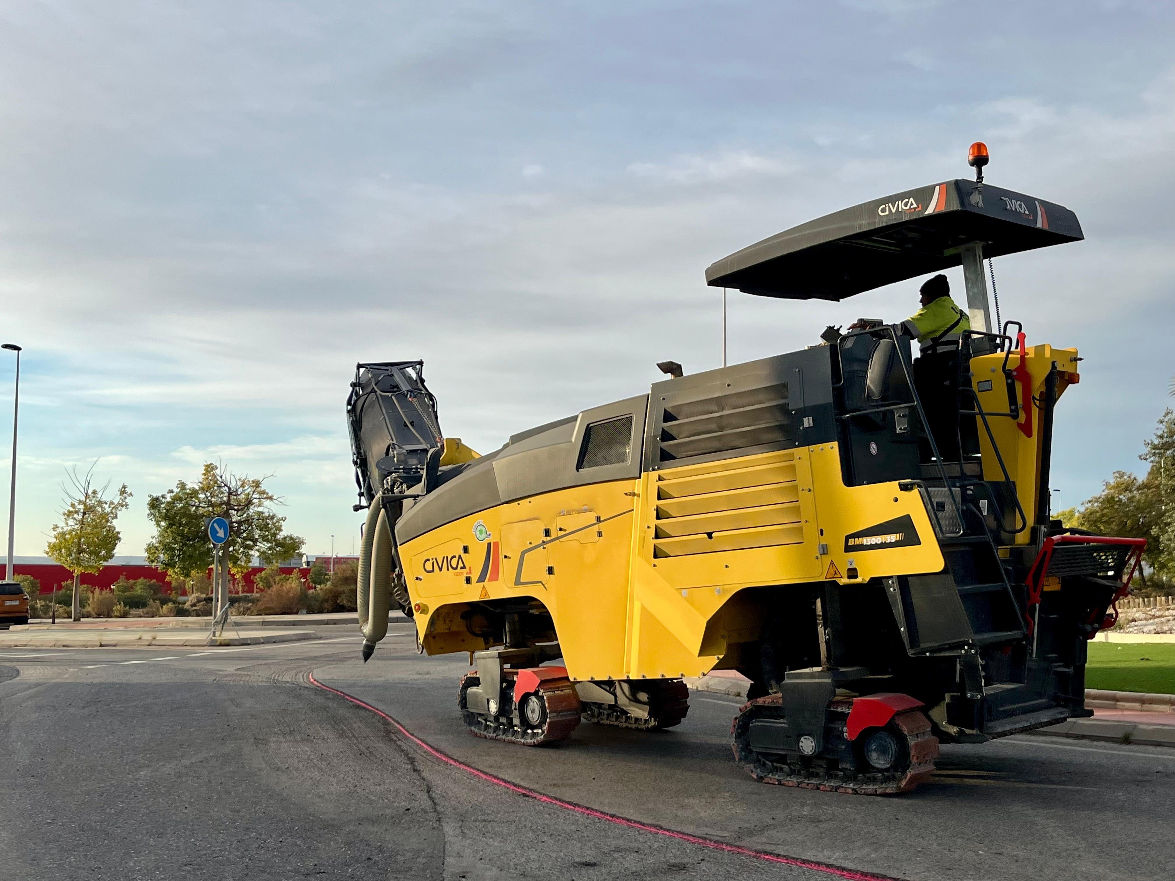 El Ayuntamiento de Crevillent impulsa un plan integral de modernización de sus polígonos industriales El Ayuntamiento de Crevillent impulsa un plan integral de modernización de sus polígonos industriales